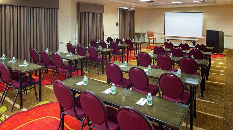 <b>Hilton Garden Inn Allentown Airport Meeting</b>. Images powered by <a href="https://iceportal.shijigroup.com/" title="IcePortal" target="_blank">IcePortal</a>.