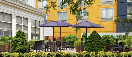 Hilton Garden Inn Allentown Airport Exterior
