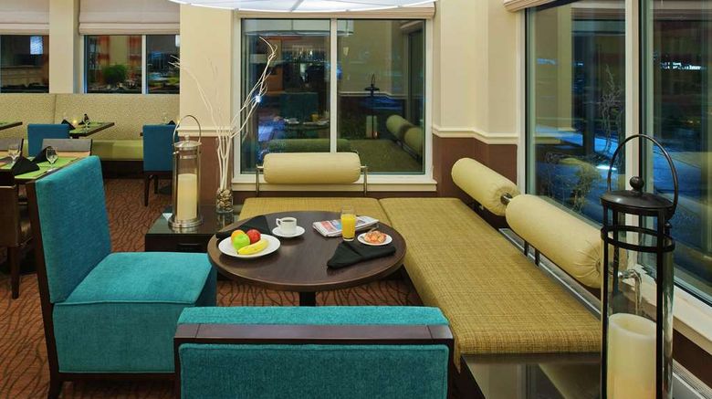 <b>Hilton Garden Inn Allentown Airport Restaurant</b>. Images powered by <a href="https://iceportal.shijigroup.com/" title="IcePortal" target="_blank">IcePortal</a>.