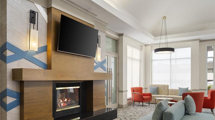 Hilton Garden Inn Albuquerque Airport Lobby