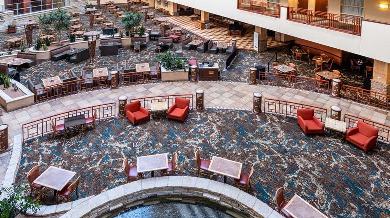 <b>Embassy Suites Albuquerque Lobby</b>. Images powered by <a href="https://iceportal.shijigroup.com/" title="IcePortal" target="_blank">IcePortal</a>.