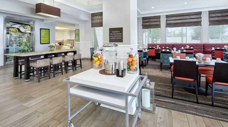 <b>Hilton Garden Inn Albuquerque North Restaurant</b>. Images powered by <a href="https://iceportal.shijigroup.com/" title="IcePortal" target="_blank">IcePortal</a>.