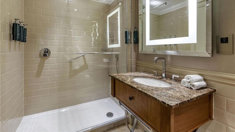 <b>Hilton Grand Vac Craigendarroch Suites Room</b>. Images powered by <a href="https://iceportal.shijigroup.com/" title="IcePortal" target="_blank">IcePortal</a>.