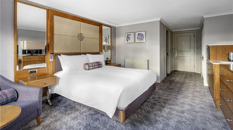 <b>Hilton Grand Vac Craigendarroch Suites Room</b>. Images powered by <a href="https://iceportal.shijigroup.com/" title="IcePortal" target="_blank">IcePortal</a>.