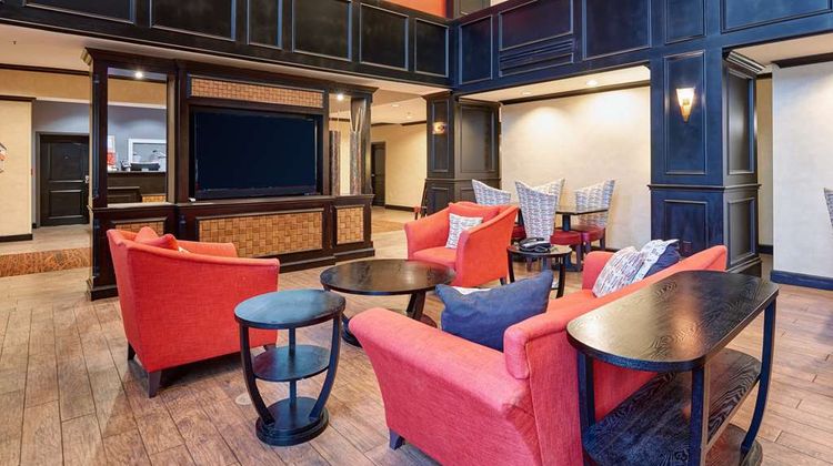 Hampton Inn & Suites Waco-South Lobby