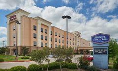 Hampton Inn & Suites Waco-South