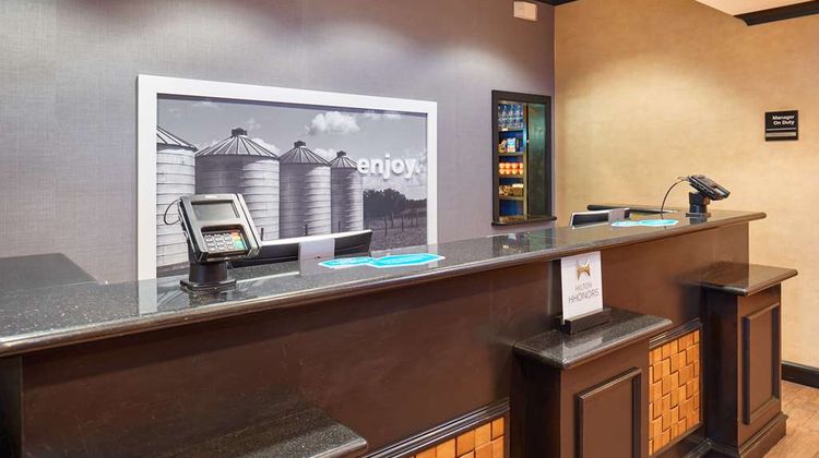 Hampton Inn & Suites Waco-South Lobby