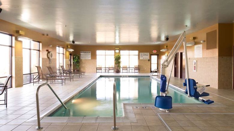 <b>Hampton Inn & Suites Vineland Pool</b>. Images powered by <a href="https://iceportal.shijigroup.com/" title="IcePortal" target="_blank">IcePortal</a>.