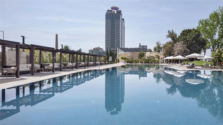 Adana Hilton Pool