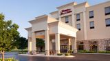Hampton Inn & Suites Addison Exterior