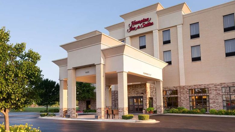 Hampton Inn  and  Suites Addison Exterior. Images powered by <a href="https://iceportal.shijigroup.com" target="_blank" rel="noopener">Ice Portal</a>.
