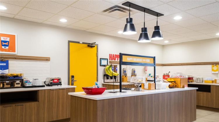 Hampton Inn & Suites Addison Restaurant