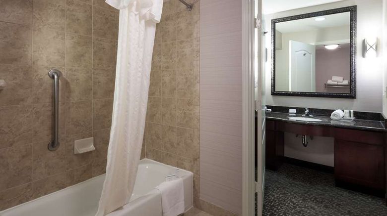 <b>Homewood Suites Agoura Hills Room</b>. Images powered by <a href="https://iceportal.shijigroup.com/" title="IcePortal" target="_blank">IcePortal</a>.