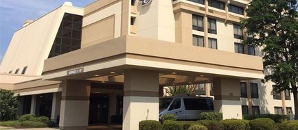 Doubletree Hotel Augusta Exterior