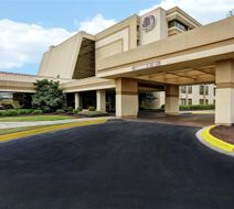 Doubletree Hotel Augusta Exterior
