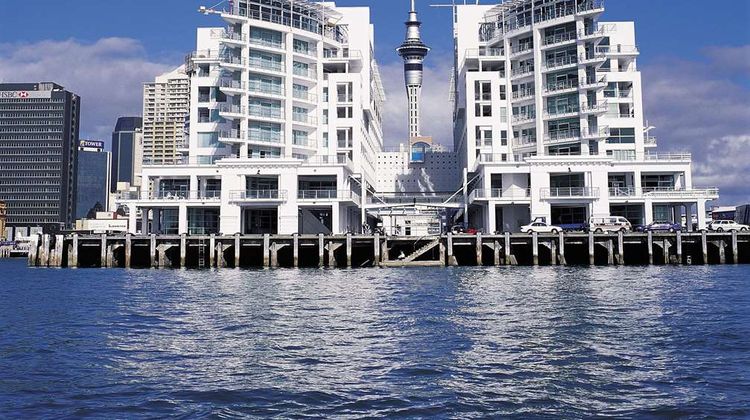Hilton Auckland Exterior