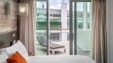 <b>Hilton Auckland Room</b>. Images powered by <a href="https://iceportal.shijigroup.com/" title="IcePortal" target="_blank">IcePortal</a>.
