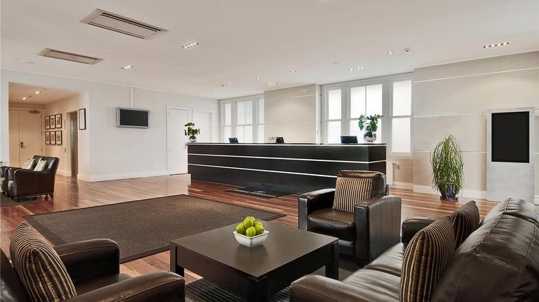 <b>Hilton Lake Taupo Lobby</b>. Images powered by <a href="https://iceportal.shijigroup.com/" title="IcePortal" target="_blank">IcePortal</a>.