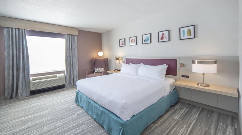 <b>Hilton Garden Inn Clifton Park Room</b>. Images powered by <a href="https://iceportal.shijigroup.com/" title="IcePortal" target="_blank">IcePortal</a>.