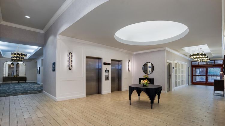 Hampton Inn & Suites Albany-Downtown Lobby