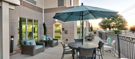 Hilton Garden Inn Journal Center Exterior