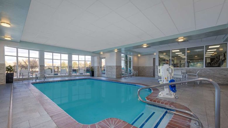 <b>Hilton Garden Inn Journal Center Pool</b>. Images powered by <a href="https://iceportal.shijigroup.com/" title="IcePortal" target="_blank">IcePortal</a>.
