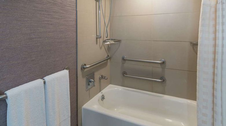 <b>The Saratoga Hilton Room</b>. Images powered by <a href="https://iceportal.shijigroup.com/" title="IcePortal" target="_blank">IcePortal</a>.