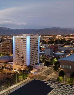 DoubleTree by Hilton Hotel Albuquerque