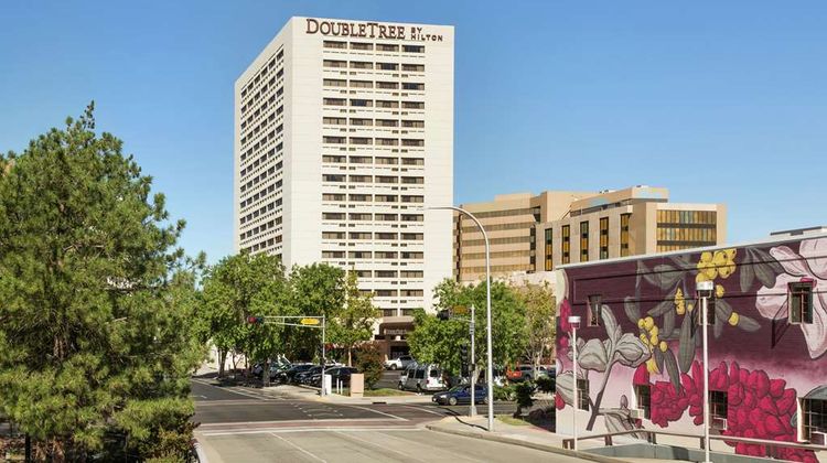 DoubleTree by Hilton Hotel Albuquerque Exterior