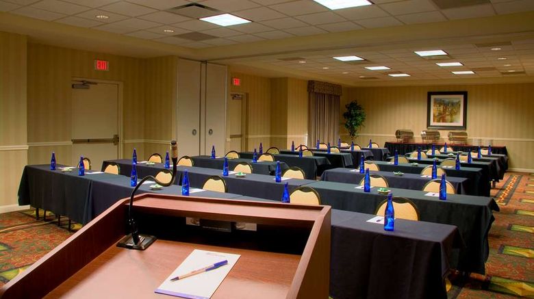 <b>Hilton Garden Inn Saratoga Springs Meeting</b>. Images powered by <a href="https://iceportal.shijigroup.com/" title="IcePortal" target="_blank">IcePortal</a>.