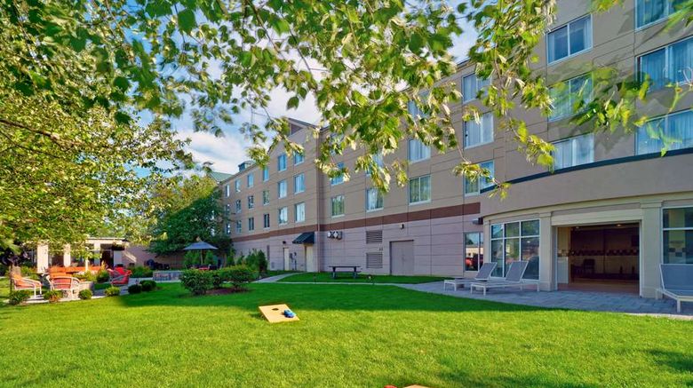 <b>Hilton Garden Inn Saratoga Springs Recreation</b>. Images powered by <a href="https://iceportal.shijigroup.com/" title="IcePortal" target="_blank">IcePortal</a>.