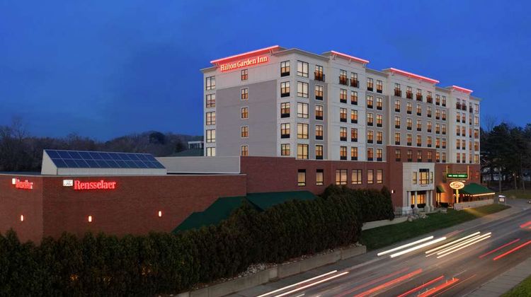 Hilton Garden Inn Albany/Troy Exterior