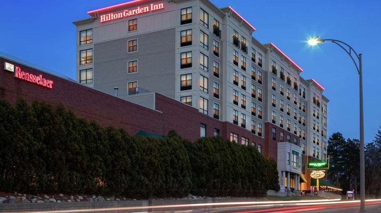 Hilton Garden Inn Albany/Troy Exterior