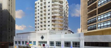 Hilton Alexandria Corniche Exterior