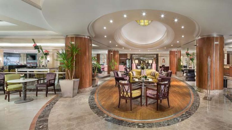 <b>Hilton Alexandria Corniche Lobby</b>. Images powered by <a href="https://iceportal.shijigroup.com/" title="IcePortal" target="_blank">IcePortal</a>.