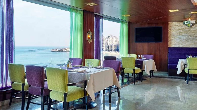 <b>Hilton Alexandria Corniche Restaurant</b>. Images powered by <a href="https://iceportal.shijigroup.com/" title="IcePortal" target="_blank">IcePortal</a>.