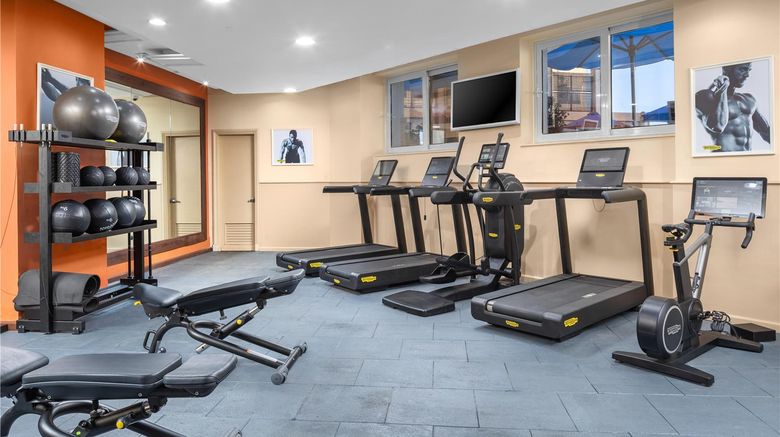 <b>Hilton Alexandria Corniche Health</b>. Images powered by <a href="https://iceportal.shijigroup.com/" title="IcePortal" target="_blank">IcePortal</a>.