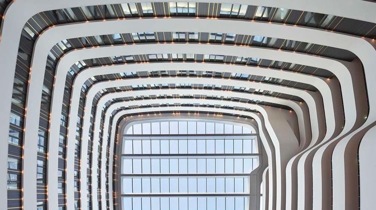Hilton Amsterdam Airport Schiphol Lobby
