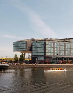 DoubleTree Amsterdam Centraal Station