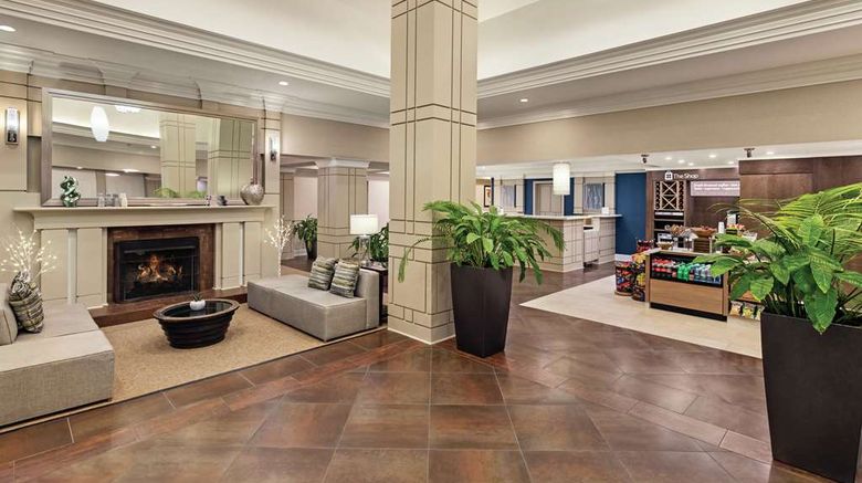 <b>Hilton Garden Inn Oxford / Anniston Lobby</b>. Images powered by <a href="https://iceportal.shijigroup.com/" title="IcePortal" target="_blank">IcePortal</a>.