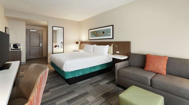 <b>Hilton Garden Inn Oxford / Anniston Room</b>. Images powered by <a href="https://iceportal.shijigroup.com/" title="IcePortal" target="_blank">IcePortal</a>.