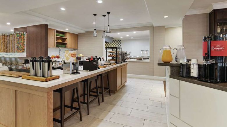 <b>Hilton Garden Inn Oxford / Anniston Restaurant</b>. Images powered by <a href="https://iceportal.shijigroup.com/" title="IcePortal" target="_blank">IcePortal</a>.
