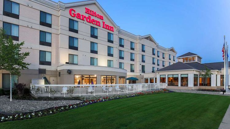 Hilton Garden Inn Anchorage Exterior