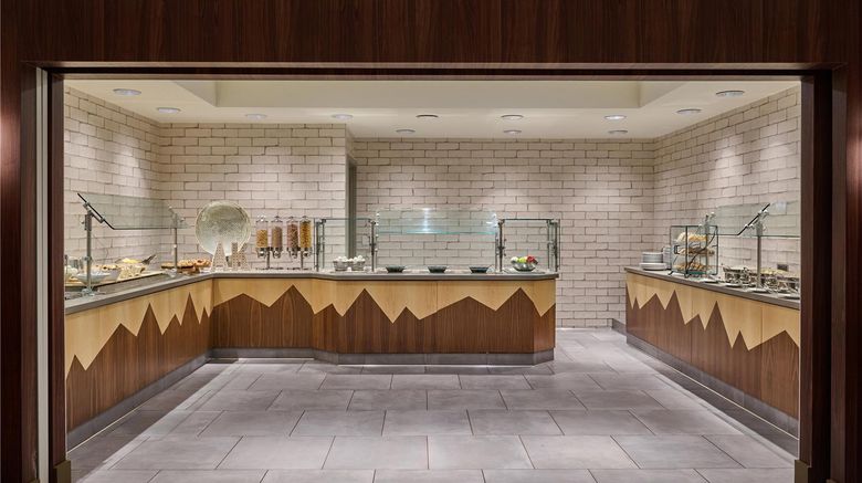 <b>Hilton Anchorage Restaurant</b>. Images powered by <a href="https://iceportal.shijigroup.com/" title="IcePortal" target="_blank">IcePortal</a>.
