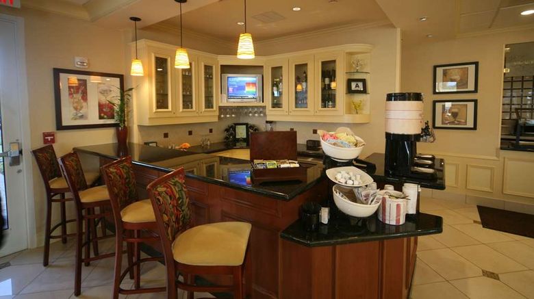 <b>Hilton Garden Inn Anderson Restaurant</b>. Images powered by <a href="https://iceportal.shijigroup.com/" title="IcePortal" target="_blank">IcePortal</a>.