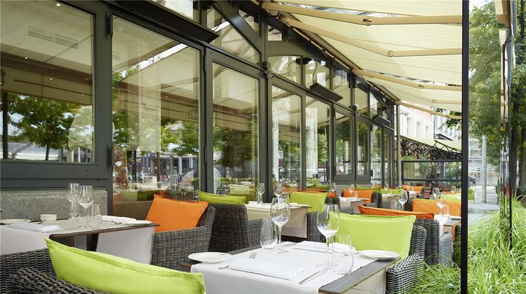 Hilton Antwerp Old Town Exterior