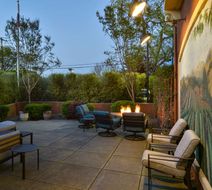 Hilton Garden Inn Napa Exterior