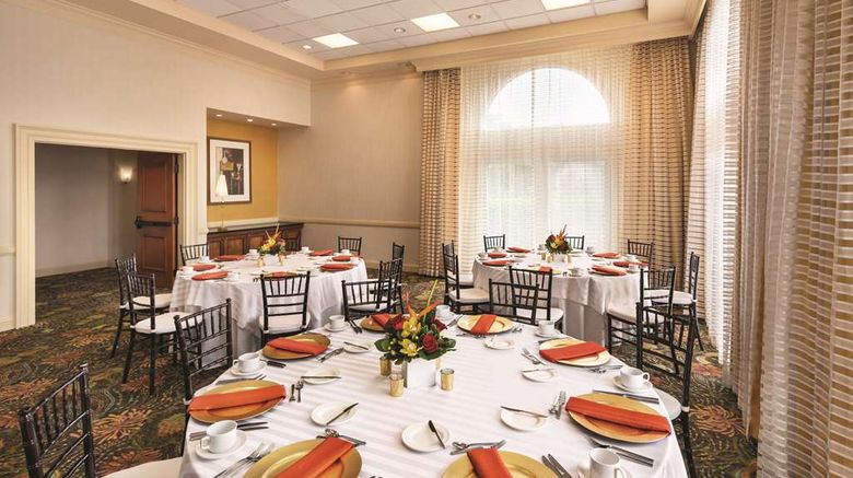 <b>Hilton Naples Meeting</b>. Images powered by <a href="https://iceportal.shijigroup.com/" title="IcePortal" target="_blank">IcePortal</a>.