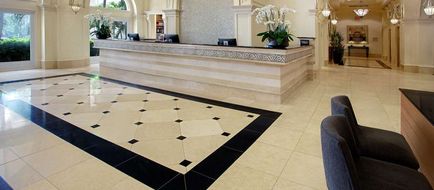 Hilton Naples Lobby