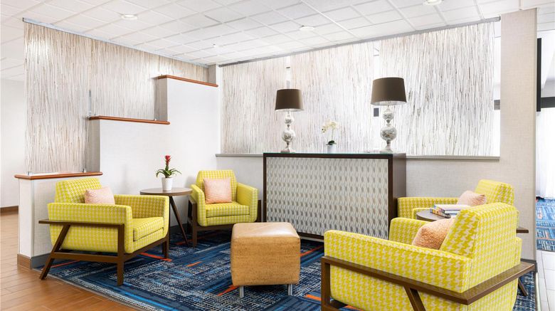 <b>Hampton Inn Naples Central Lobby</b>. Images powered by <a href="https://iceportal.shijigroup.com/" title="IcePortal" target="_blank">IcePortal</a>.